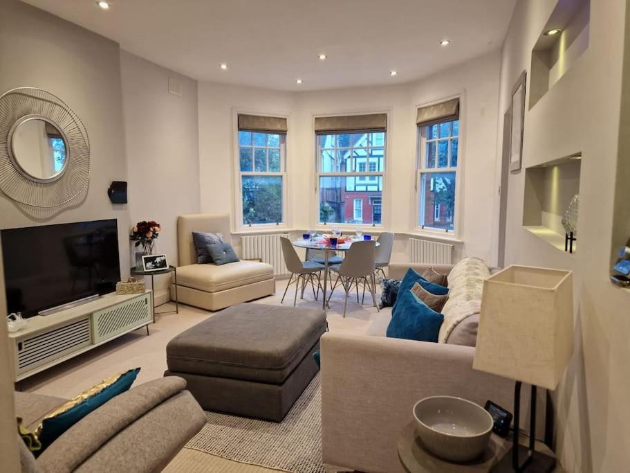 Quintessentially 'London' Flat Exterior foto