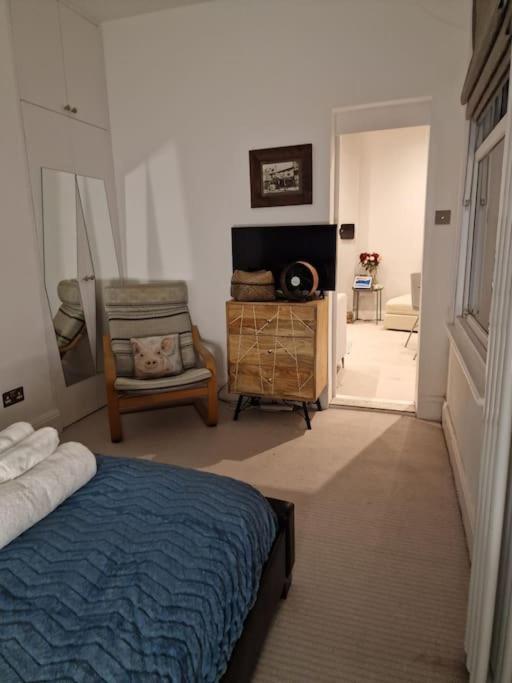 Quintessentially 'London' Flat Exterior foto