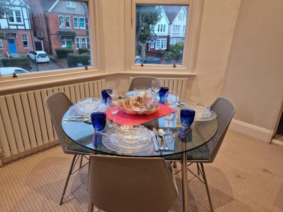 Quintessentially 'London' Flat Exterior foto
